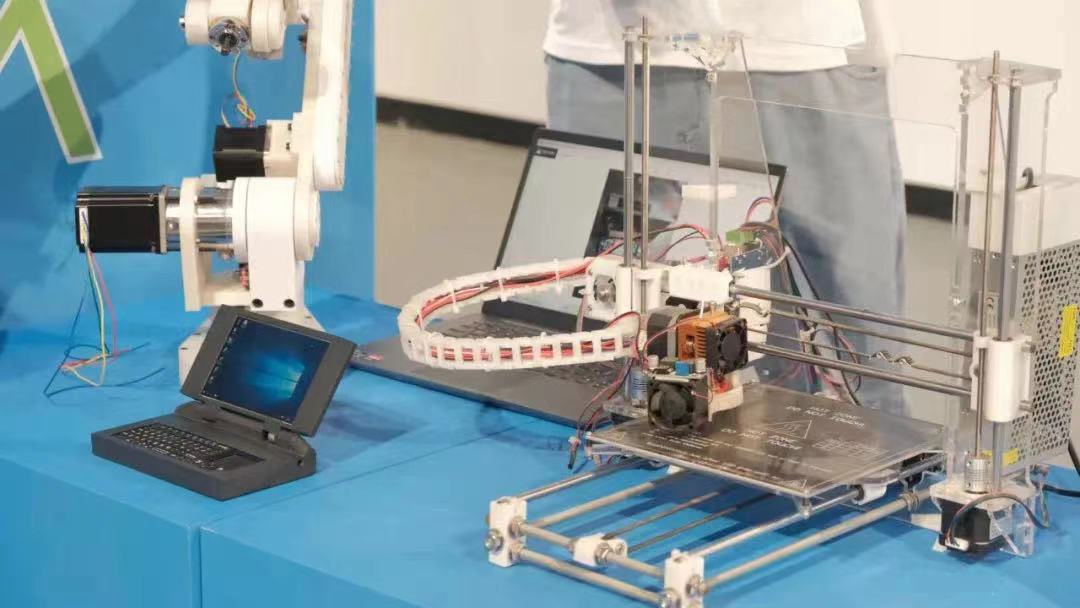 1633657811363073507.jpg 1633657811363073507.jpg