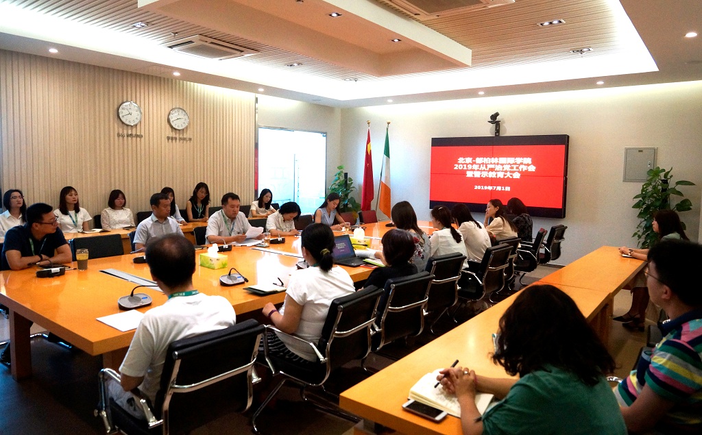 1562228867041088300.jpg 1562228867041088300.jpg