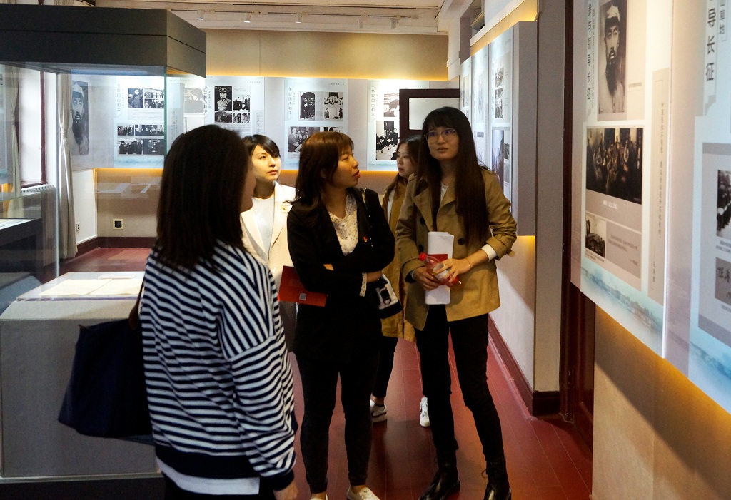 1571109948808020387.jpg 1571109948808020387.jpg