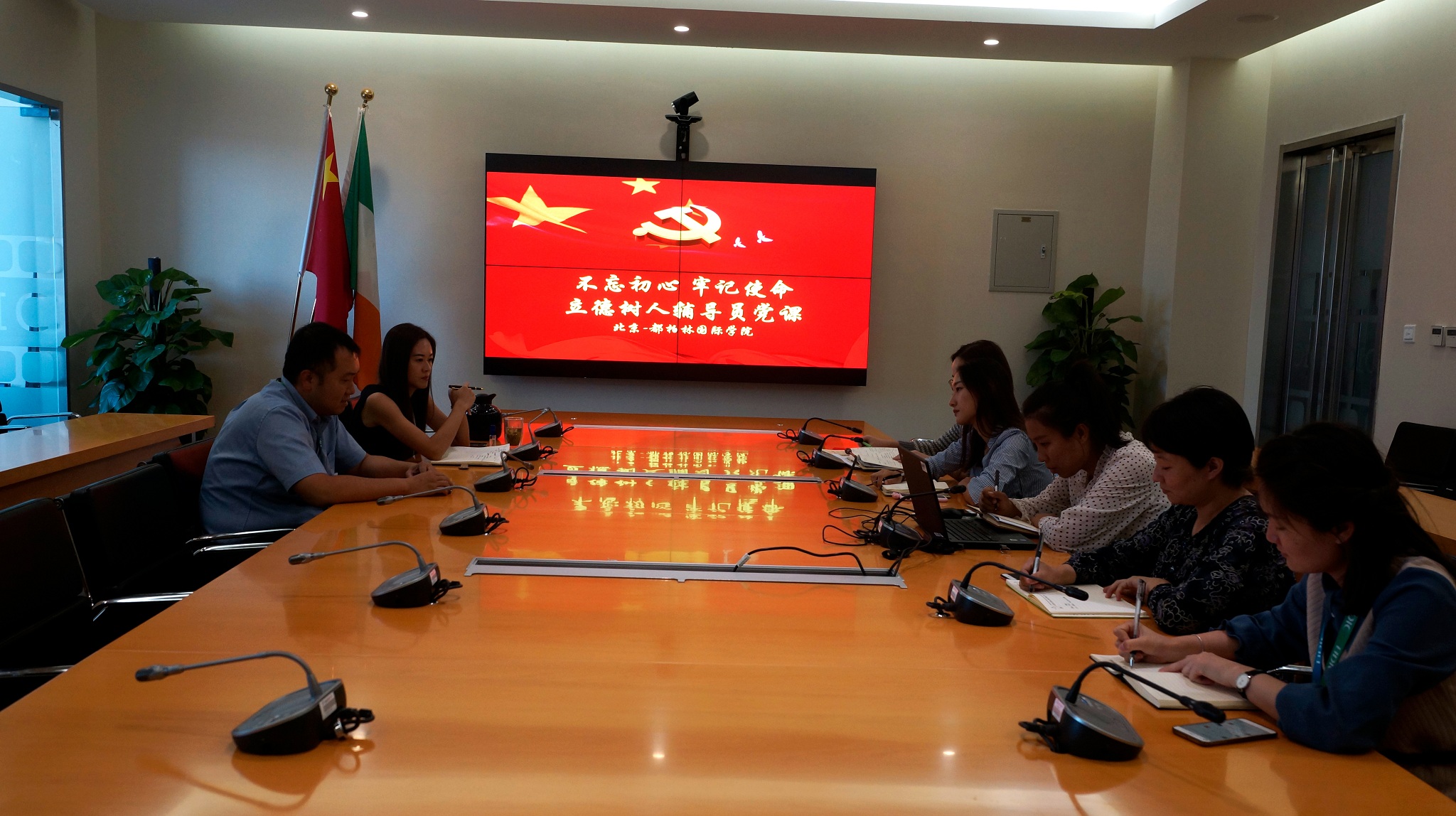 1569736943712073811.jpg 1569736943712073811.jpg